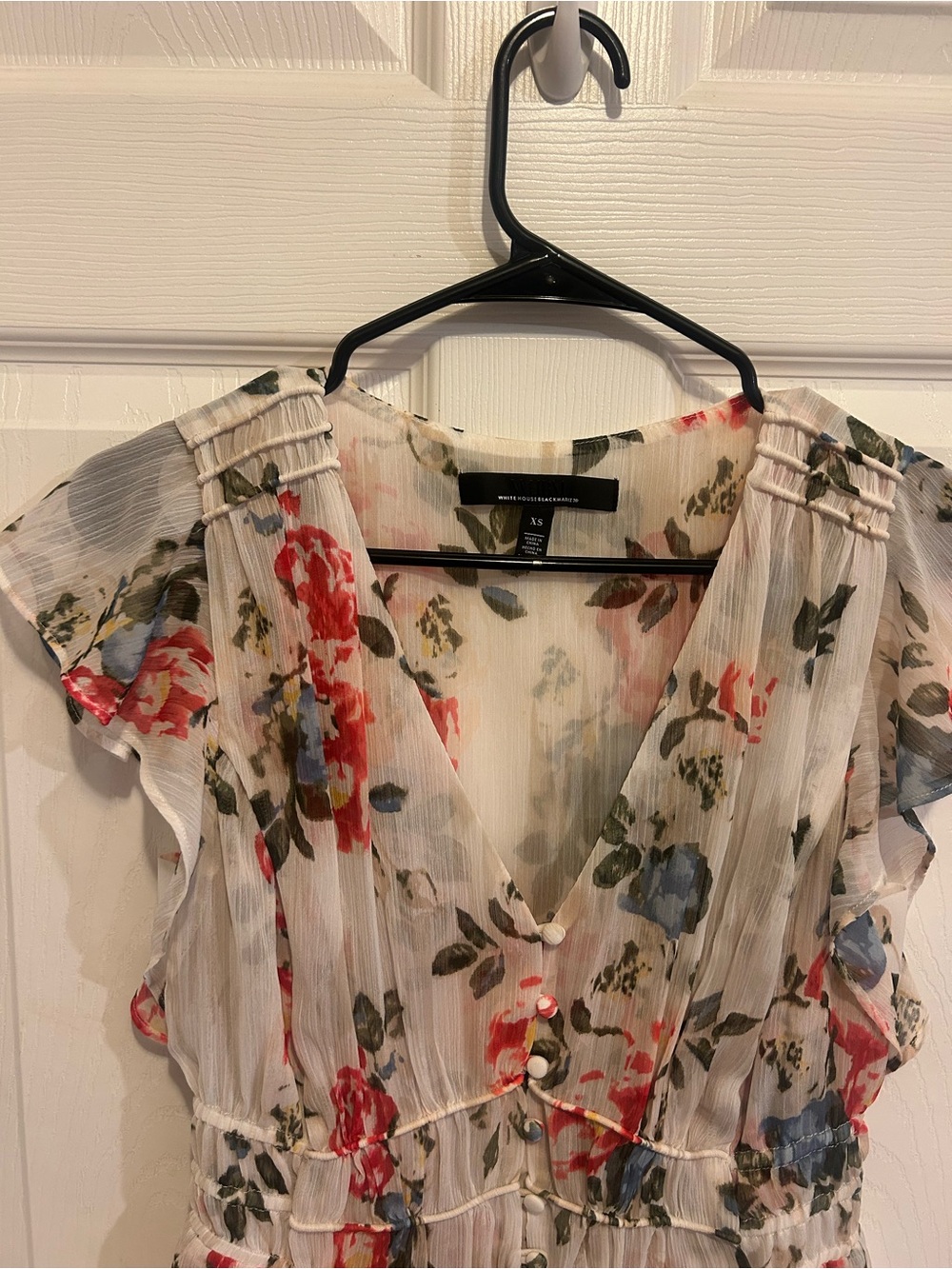 White House Black Market Cream Floral V-Neck Ruffle Blouse - Picture 5 of 6